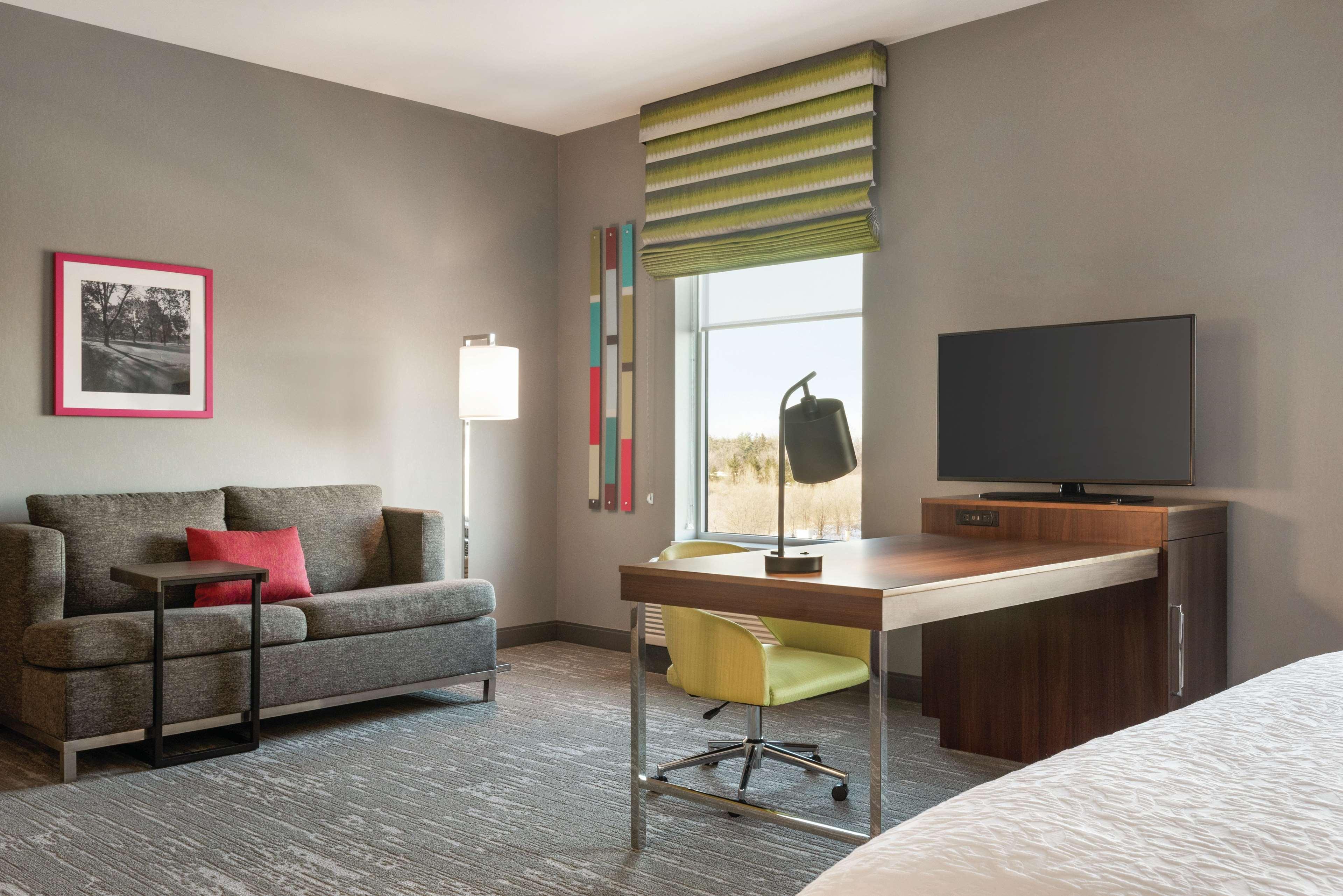 Hampton Inn Brooklyn Park Buitenkant foto
