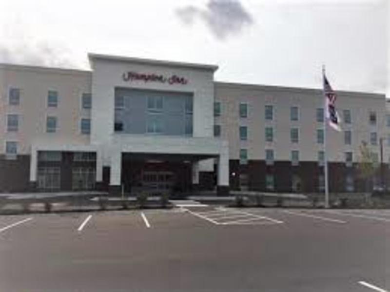 Hampton Inn Brooklyn Park Buitenkant foto